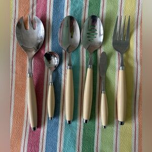 Fiesta Cream Handle Hostess Set